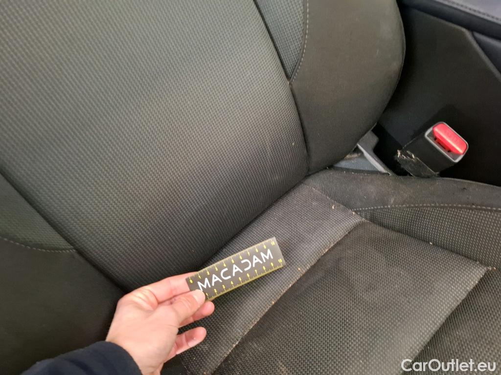  Mazda  CX-30 MAZDA  / 2019 / 5P / Crossover 2.0L Skyactiv-G M Hybrid Sportline BVA6 #29