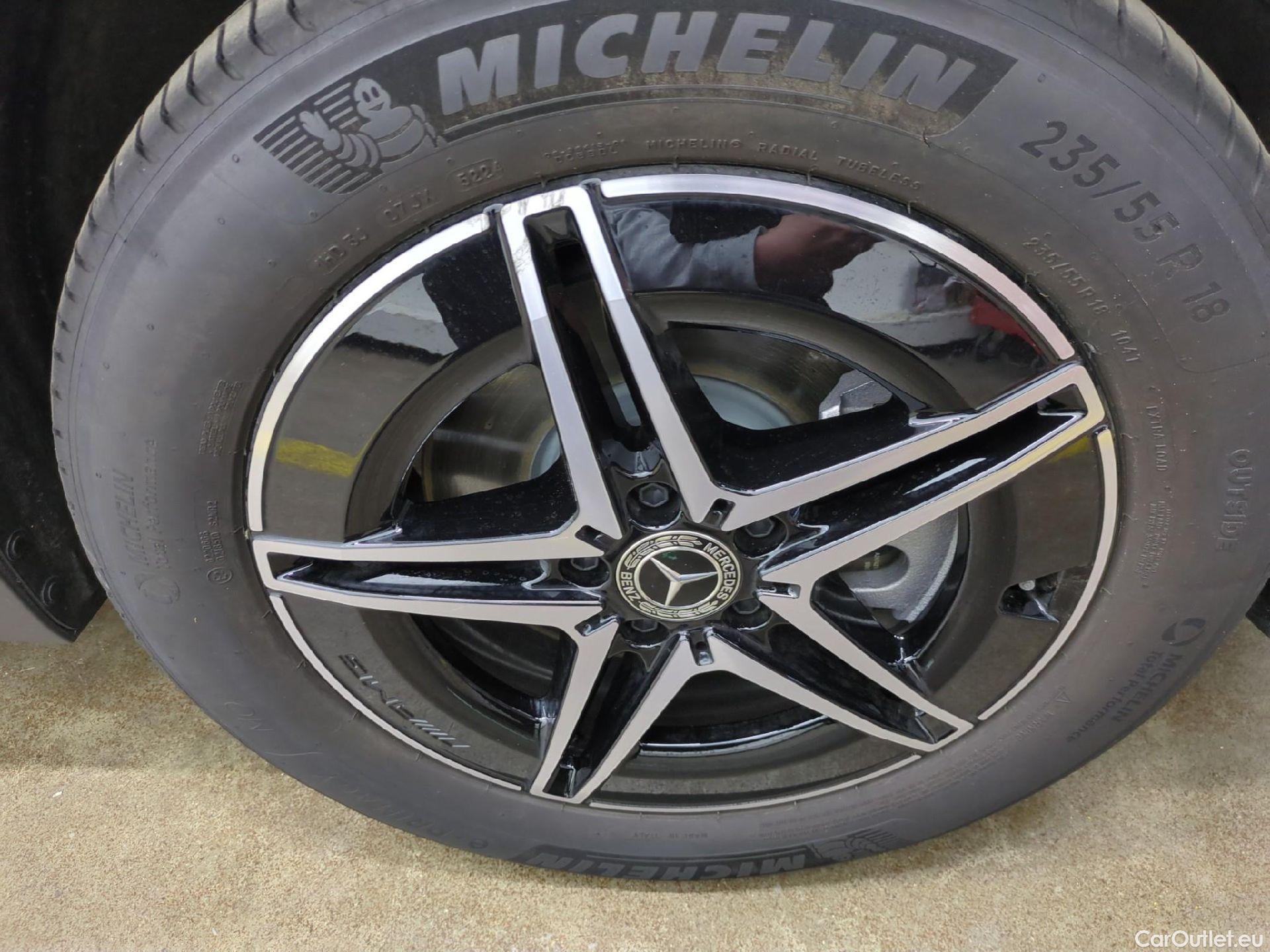  Mercedes  EQA MERCEDES-BENZ  / 2021 / 5P / SUV  250+ AMG Line #7