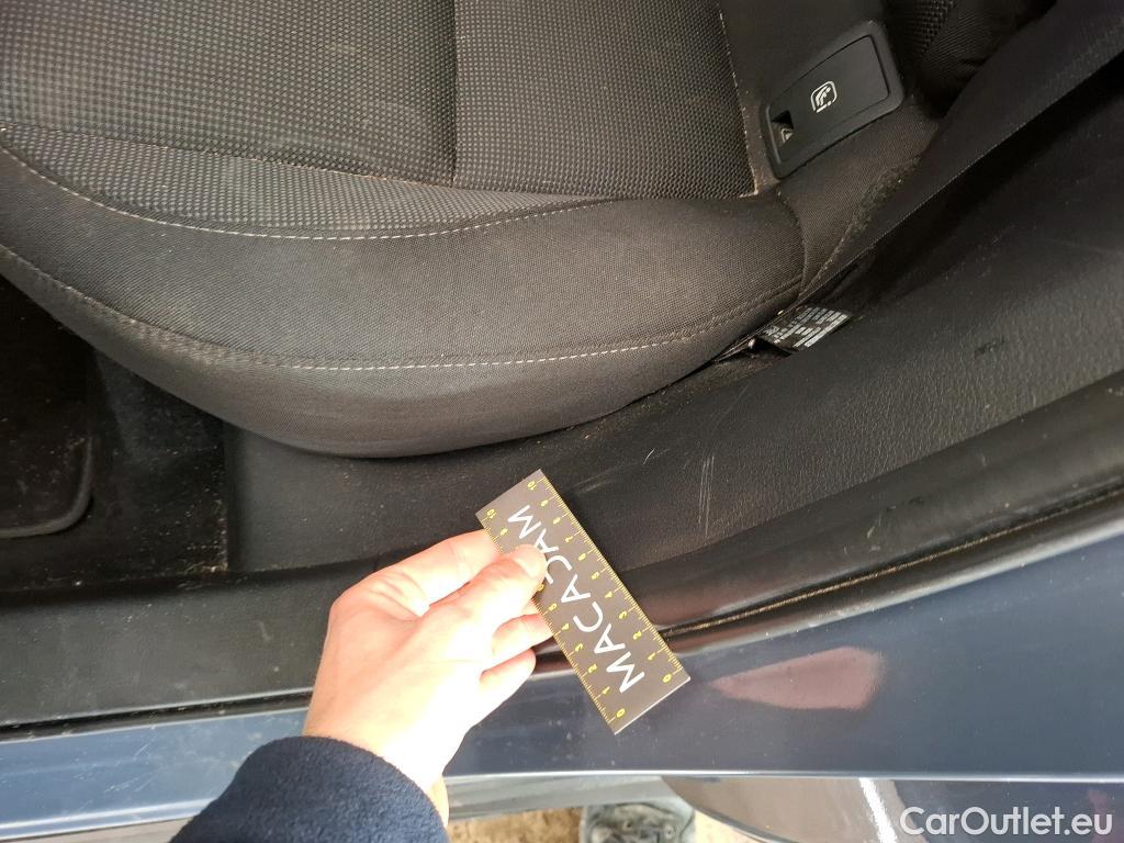  Mazda  CX-30 MAZDA  / 2019 / 5P / Crossover 2.0L Skyactiv-G M Hybrid Sportline BVA6 #24