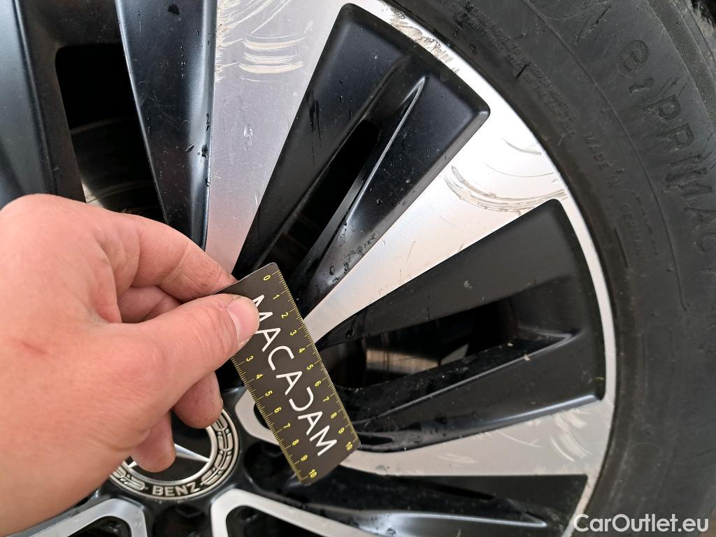  Mercedes  A-Klasse Classe A Compact  2018  5P  Berline A 250 e Business Line 8GDCT
 #20