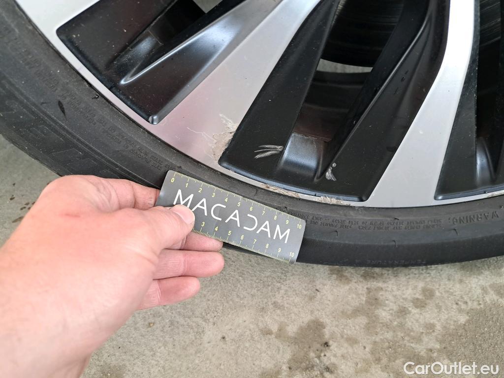  Mercedes  A-Klasse Classe A Compact  2018  5P  Berline A 250 e Business Line 8GDCT
 #18