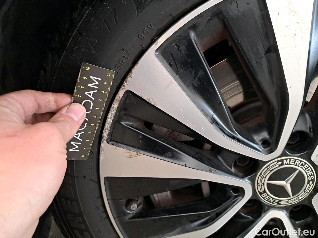  Mercedes  A-Klasse Classe A Compact  2018  5P  Berline A 250 e Business Line 8GDCT
 #14