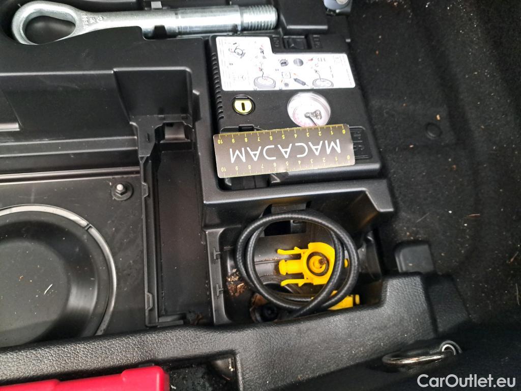  Mercedes  A-Klasse Classe A Compact  2018  5P  Berline A 250 e Business Line 8GDCT
 #34