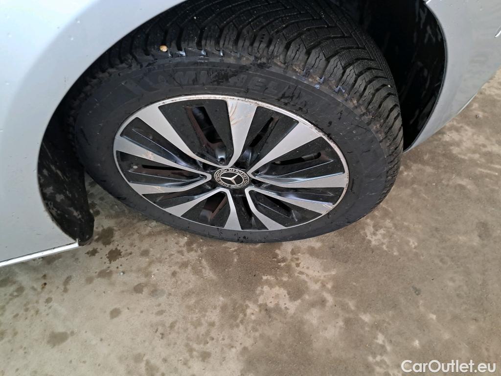  Mercedes  A-Klasse Classe A Compact  2018  5P  Berline A 250 e Business Line 8GDCT
 #21