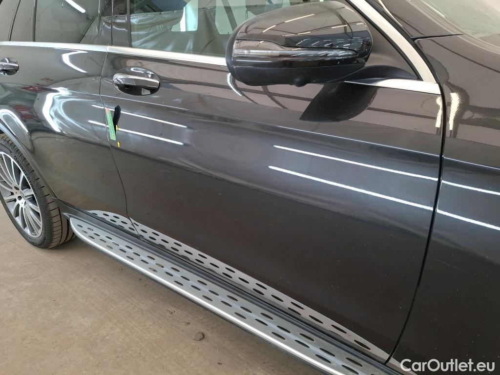  Mercedes  G-Klasee MERCEDES-BENZ GLC / 2019 / 5P / SUV 2.0 GLC 300 E AMG LINE 4MATIC #3