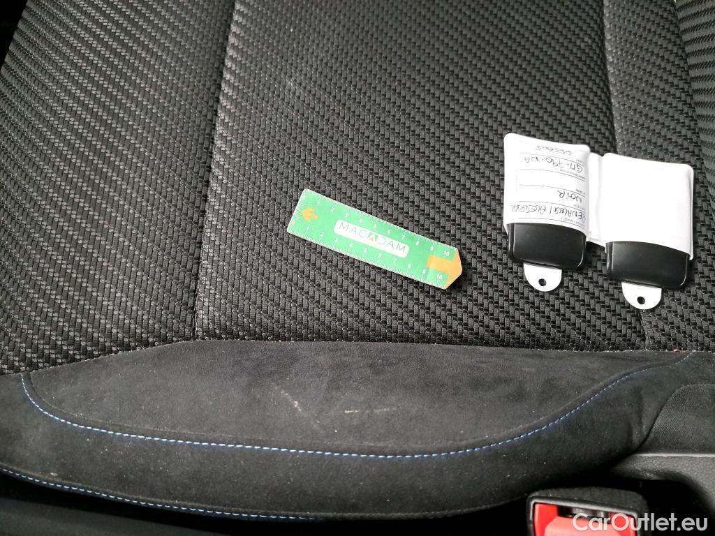  Renault  Austral RENAULT  / 2022 / 5P / Crossover TECHNO ESPRIT ALPINE MILD HYBRID 160 #26