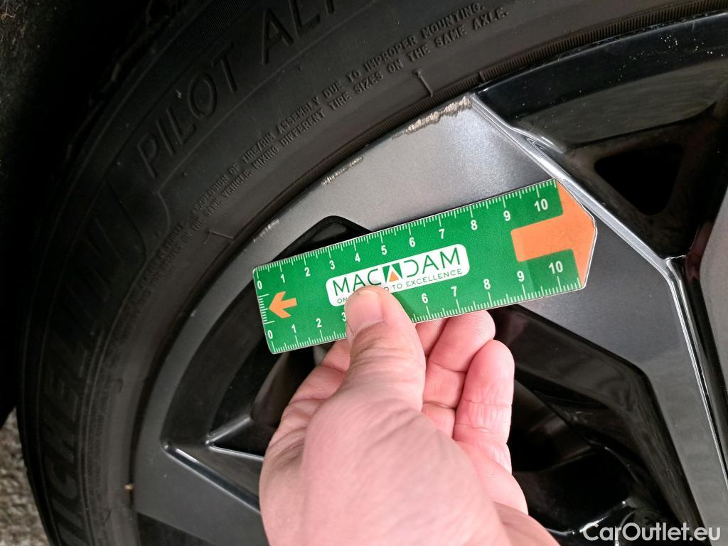  Renault  Austral RENAULT  / 2022 / 5P / Crossover TECHNO ESPRIT ALPINE MILD HYBRID 160 #17