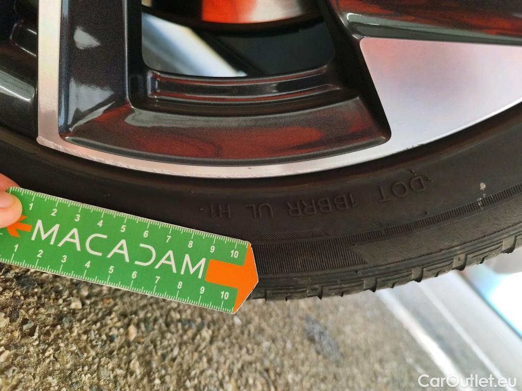  Peugeot  308 PEUGEOT  / 2021 / 5P / Berline PHEV 180 E-EAT8 ALLURE PACK #7