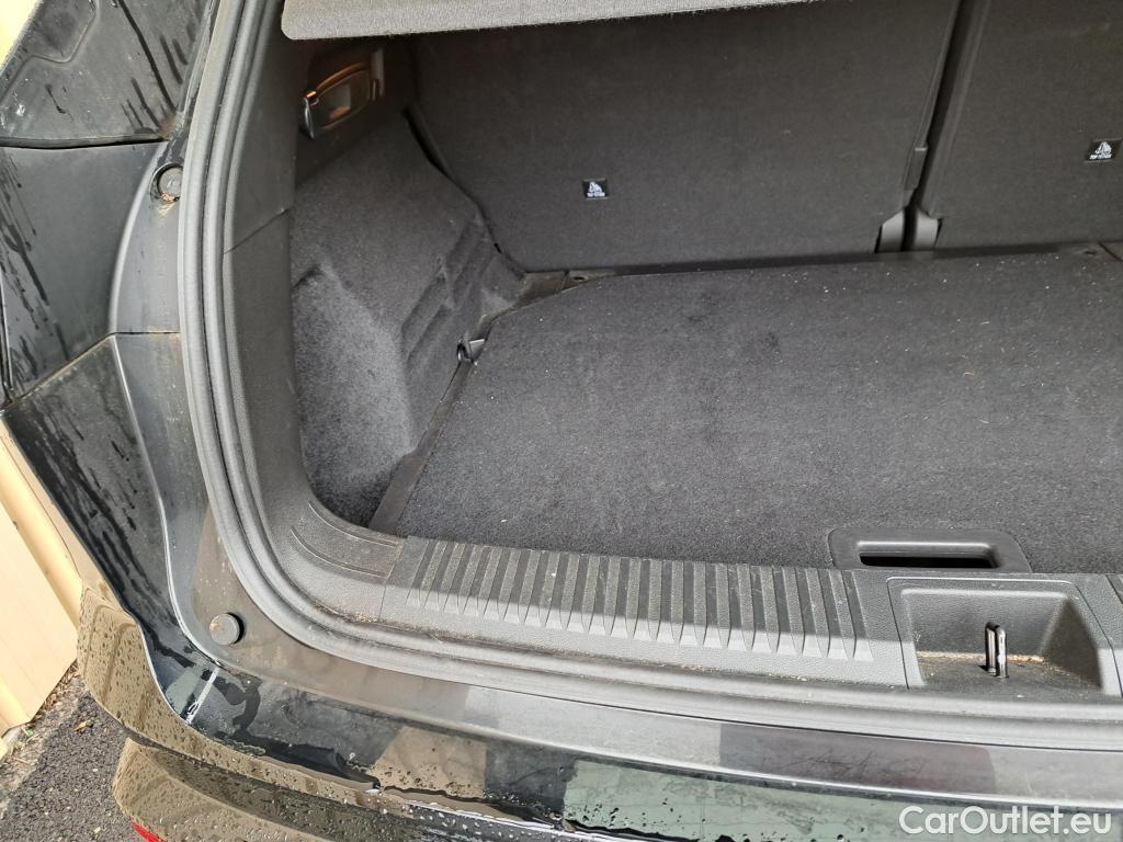  Renault  Austral RENAULT  / 2022 / 5P / Crossover TECHNO ESPRIT ALPINE MILD HYBRID 160 #31