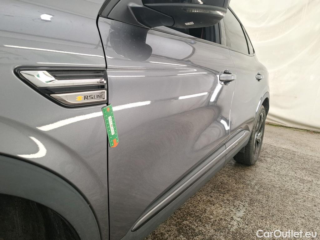  Renault  Arkana RENAULT  / 2021 / 5P / SUV R.S. Line TCe 160 EDC FAP - 21B #4