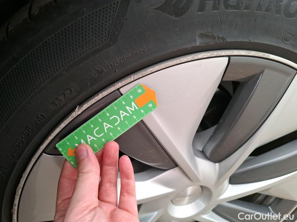  Tesla  Model Y TESLA   2020  5P  SUV Grand Autonomie Dual Motor AWD #28