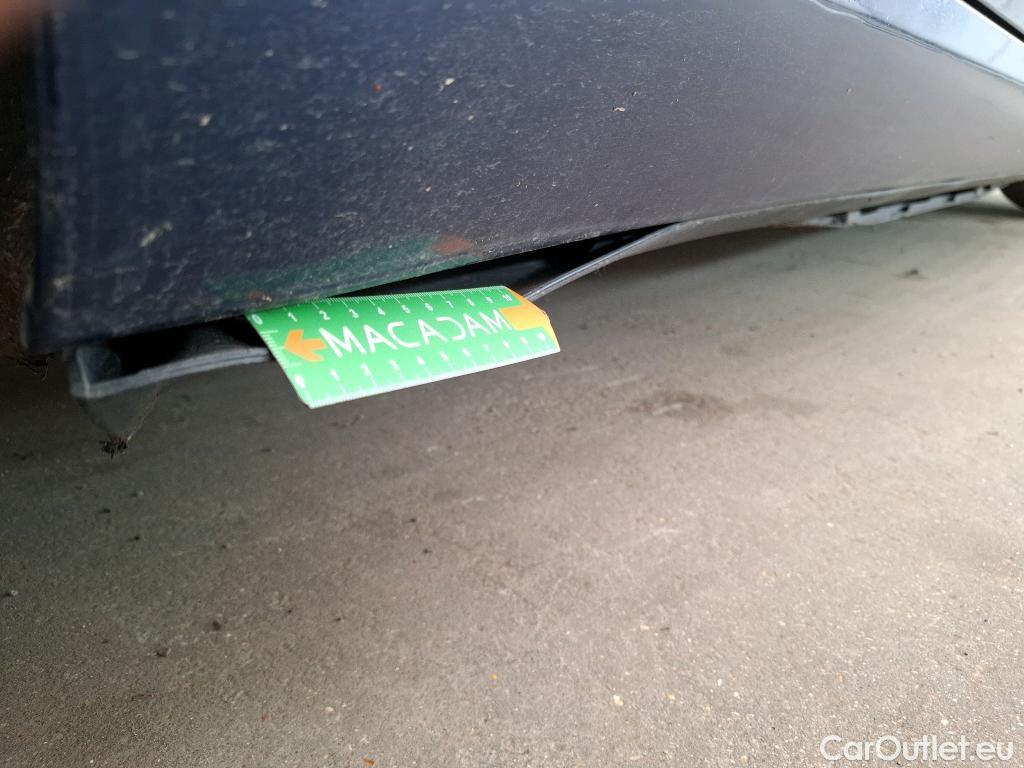  Tesla  Model 3 TESLA  / 2018 / 4P / Berline Long Range Dual Motor AWD #17