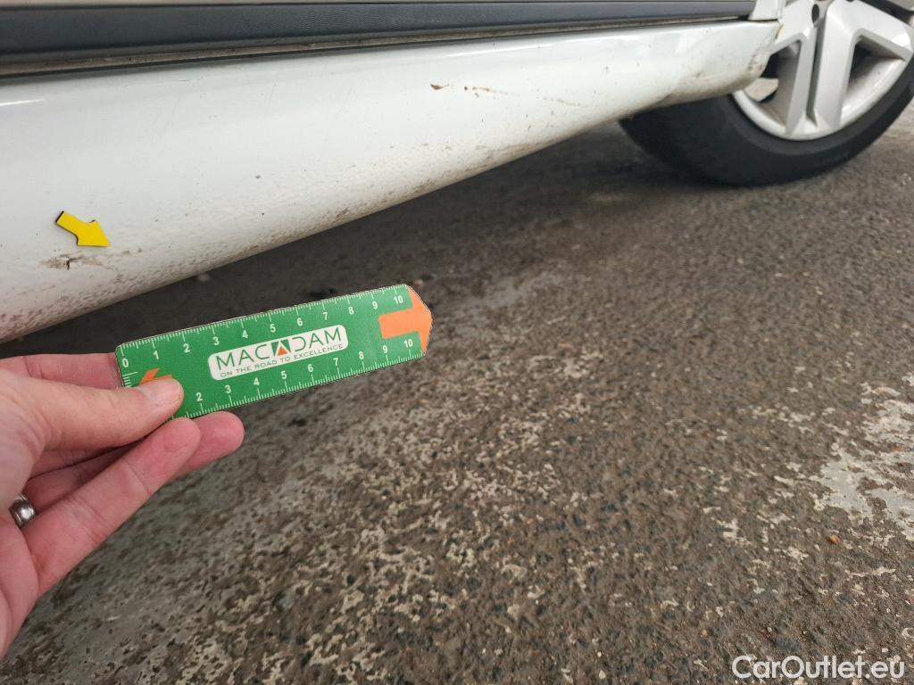  Renault  Clio  V Business 1.6 E-TECH Hybrid 140CV BVA6 E6d #2