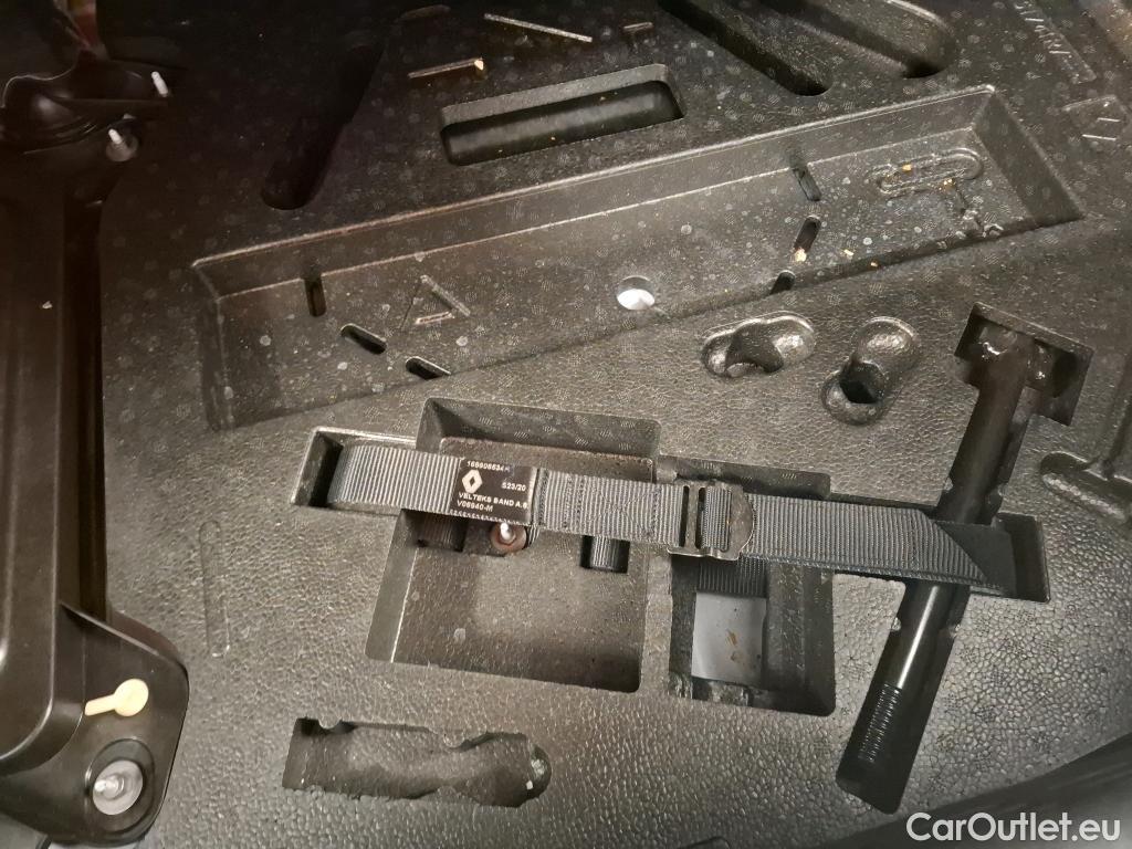  Renault  Clio  V Business 1.6 E-TECH Hybrid 140CV BVA6 E6d #13