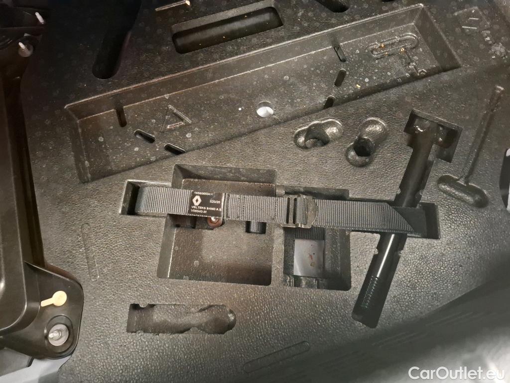  Renault  Clio  V Business 1.6 E-TECH Hybrid 140CV BVA6 E6d #24