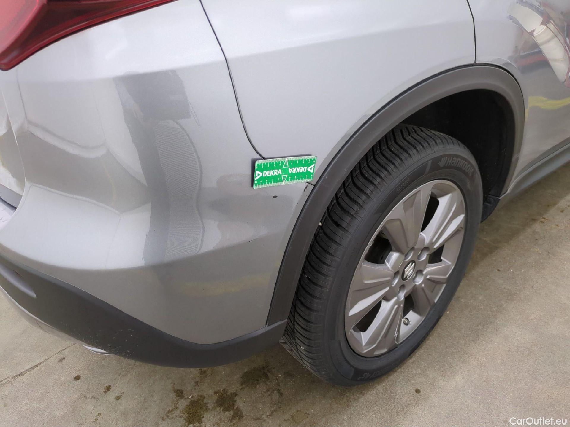  Land Rover  Discovery SUZUKI Vitara / 2015 / 5P / SUV 1.5 Dualjet hybrid PRIVILEGE AT #3