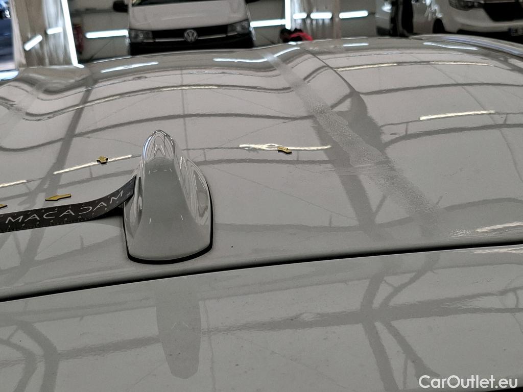  Toyota  Yaris TOYOTA  Hybride / 2019 / 5P / Berline Hybride 116h Dynamic Business Beyond Zer #7