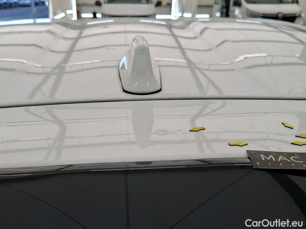  Toyota  Yaris TOYOTA  Hybride / 2019 / 5P / Berline Hybride 116h Dynamic Business Beyond Zer #40