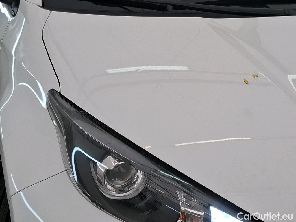  Toyota  Yaris TOYOTA  Hybride / 2019 / 5P / Berline Hybride 116h Dynamic Business Beyond Zer #27