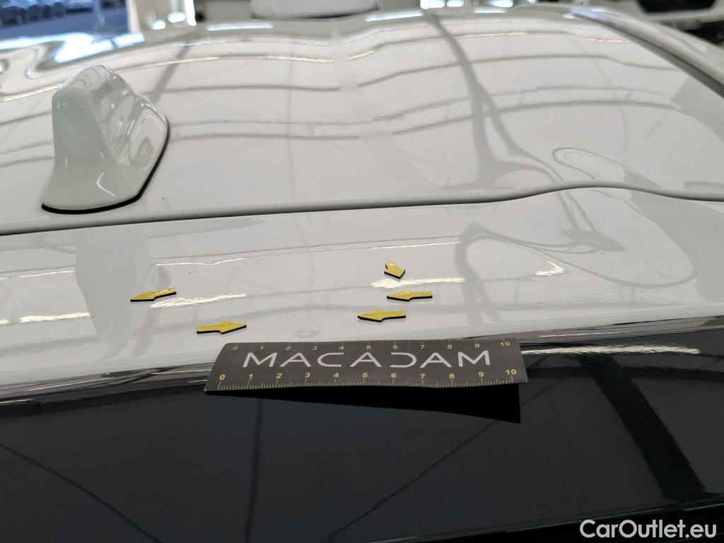  Toyota  Yaris TOYOTA  Hybride / 2019 / 5P / Berline Hybride 116h Dynamic Business Beyond Zer #39