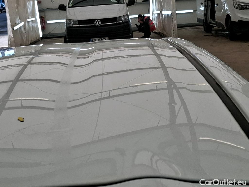  Toyota  Yaris TOYOTA  Hybride / 2019 / 5P / Berline Hybride 116h Dynamic Business Beyond Zer #18