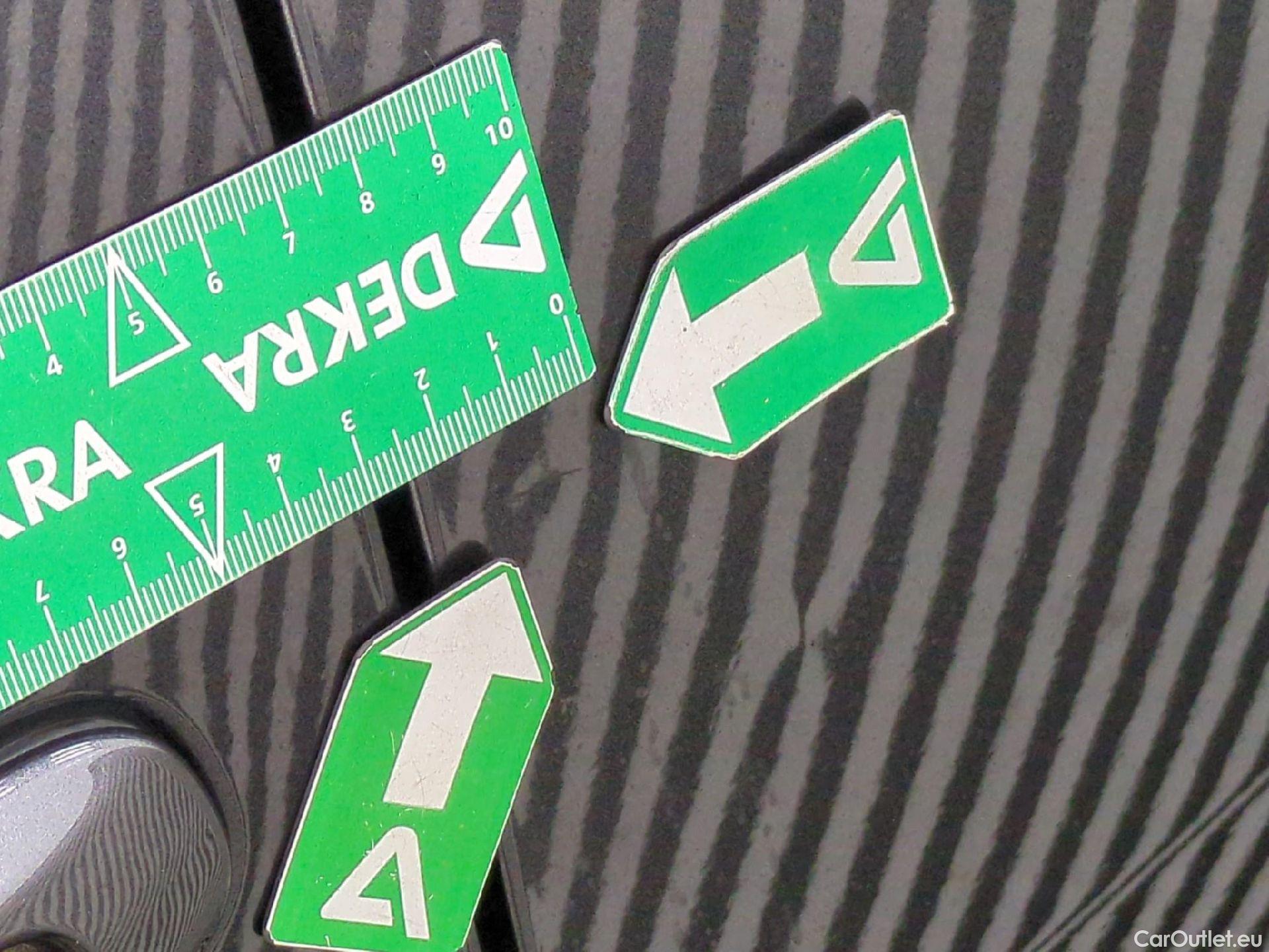  Toyota  Yaris TOYOTA  Hybride / 2019 / 5P / Berline Hybride 116h France Business #9