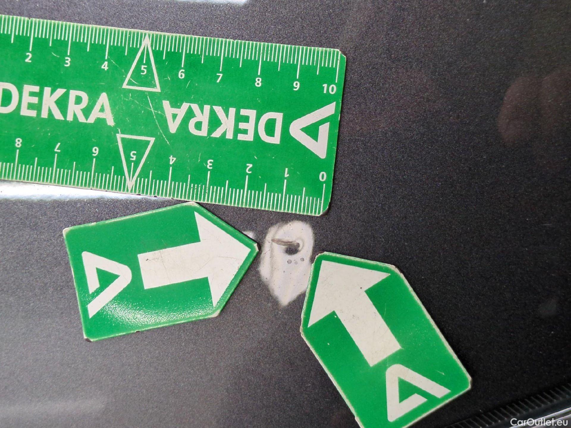  Toyota  Yaris TOYOTA  Hybride / 2019 / 5P / Berline Hybride 116h France Business #6