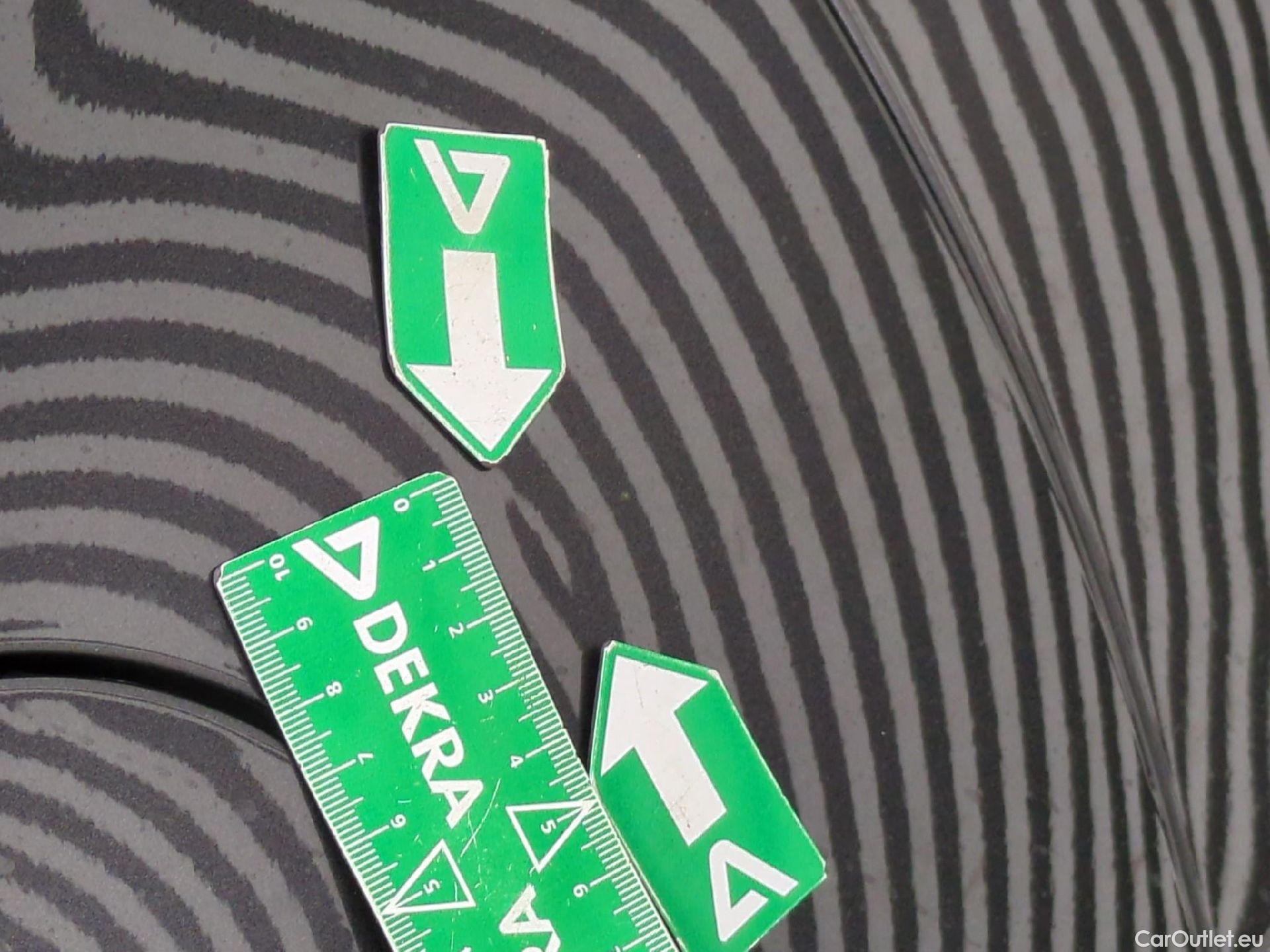  Toyota  Yaris TOYOTA  Hybride / 2019 / 5P / Berline Hybride 116h France Business #12