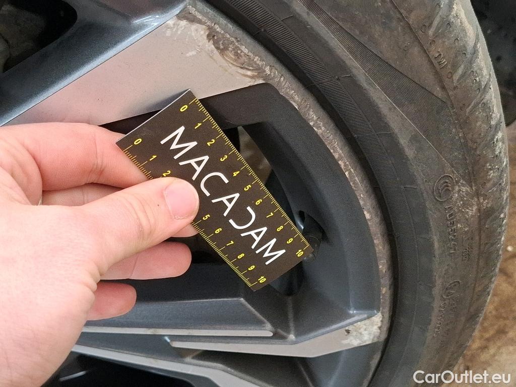  Audi  A3 AUDI  Sportback / 2020 / 5P / Berline 35 TFSI 150 MHEV S Tronic S Line #23