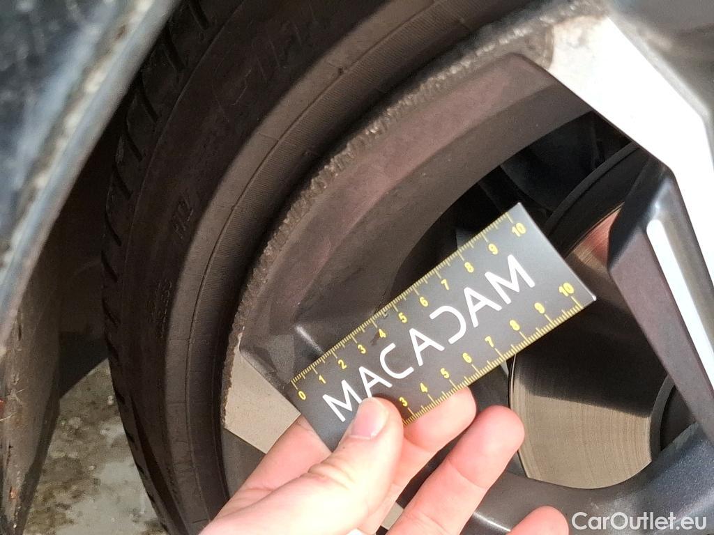  Audi  A3 AUDI  Sportback / 2020 / 5P / Berline 35 TFSI 150 MHEV S Tronic S Line #26