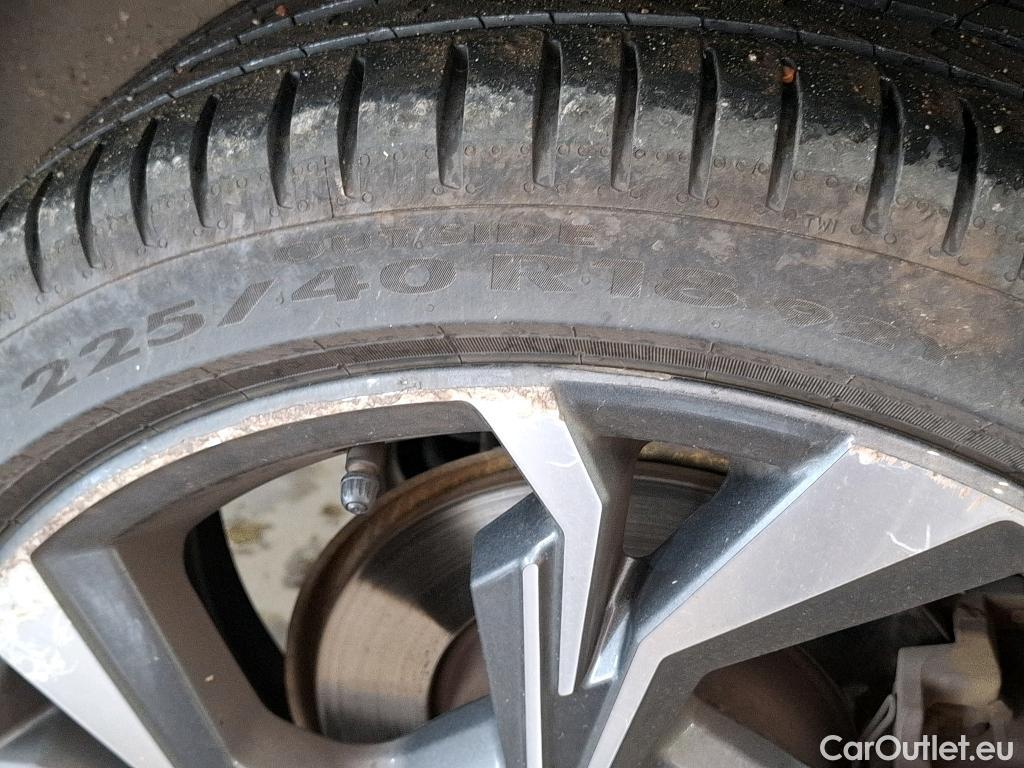  Audi  A3 AUDI  Sportback / 2020 / 5P / Berline 35 TFSI 150 MHEV S Tronic S Line #9