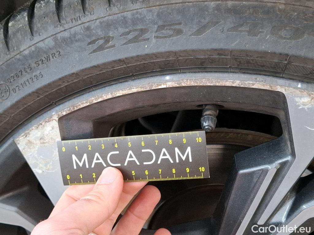  Audi  A3 AUDI  Sportback / 2020 / 5P / Berline 35 TFSI 150 MHEV S Tronic S Line #17