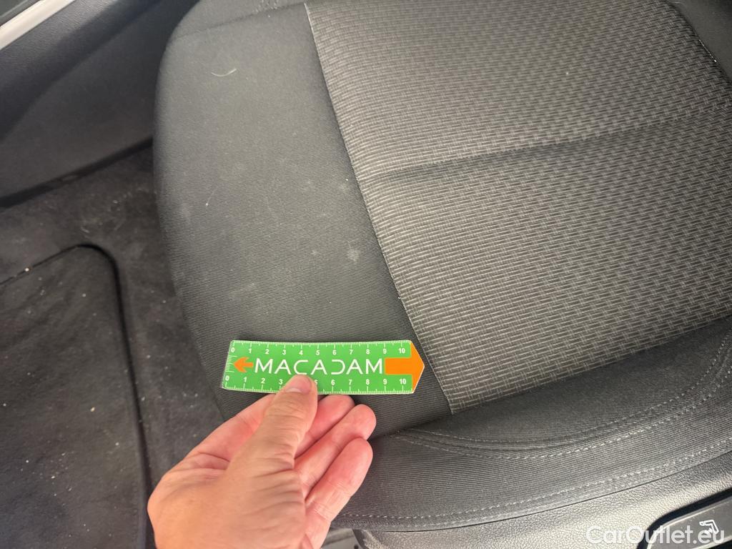  Bmw  Serie 1 Série 1 Berline 116 i Lounge 1.5 110CV BVA7 E6d #29