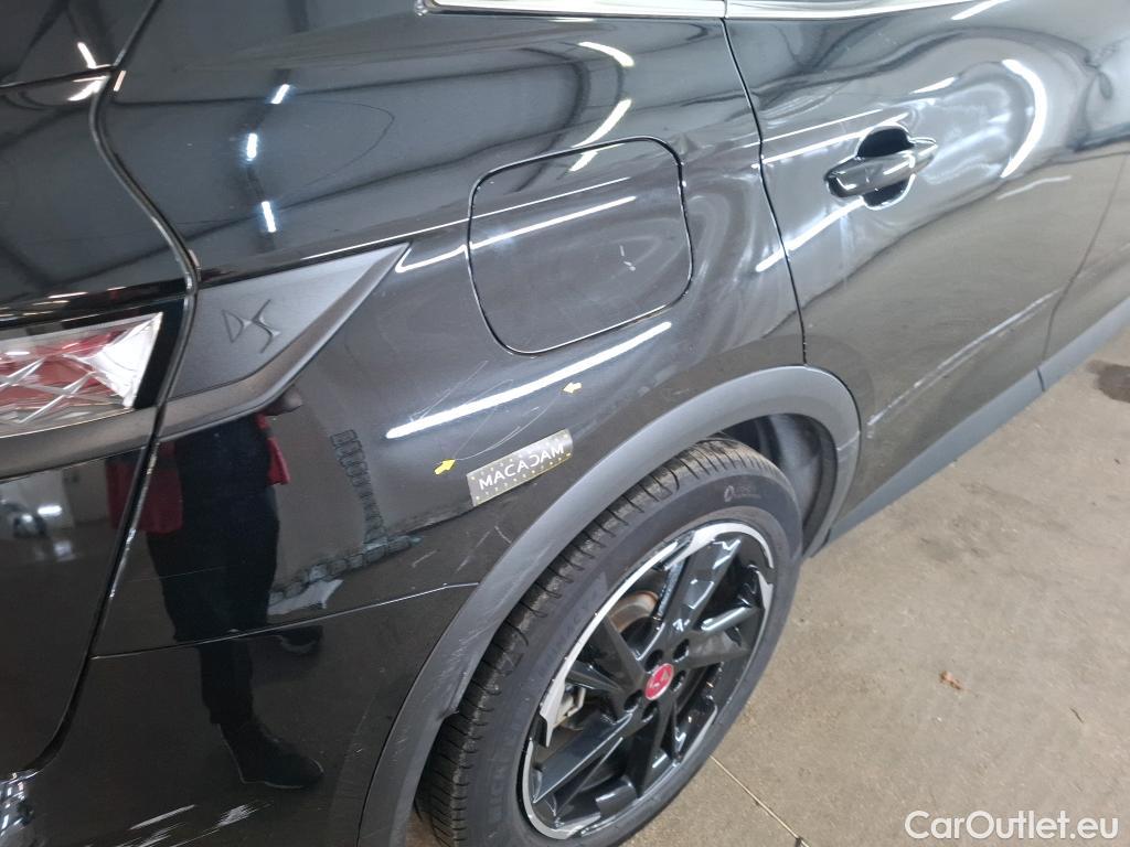  DS  DS7 DS DS 7 Crossback / 2017 / 5P / SUV E-TENSE 4x4 300 PERFORMANCE Line #24