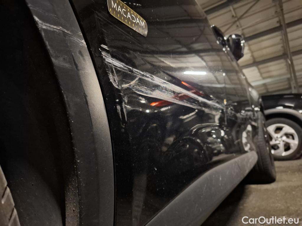  DS  DS7 DS DS 7 Crossback / 2017 / 5P / SUV E-TENSE 4x4 300 PERFORMANCE Line #18