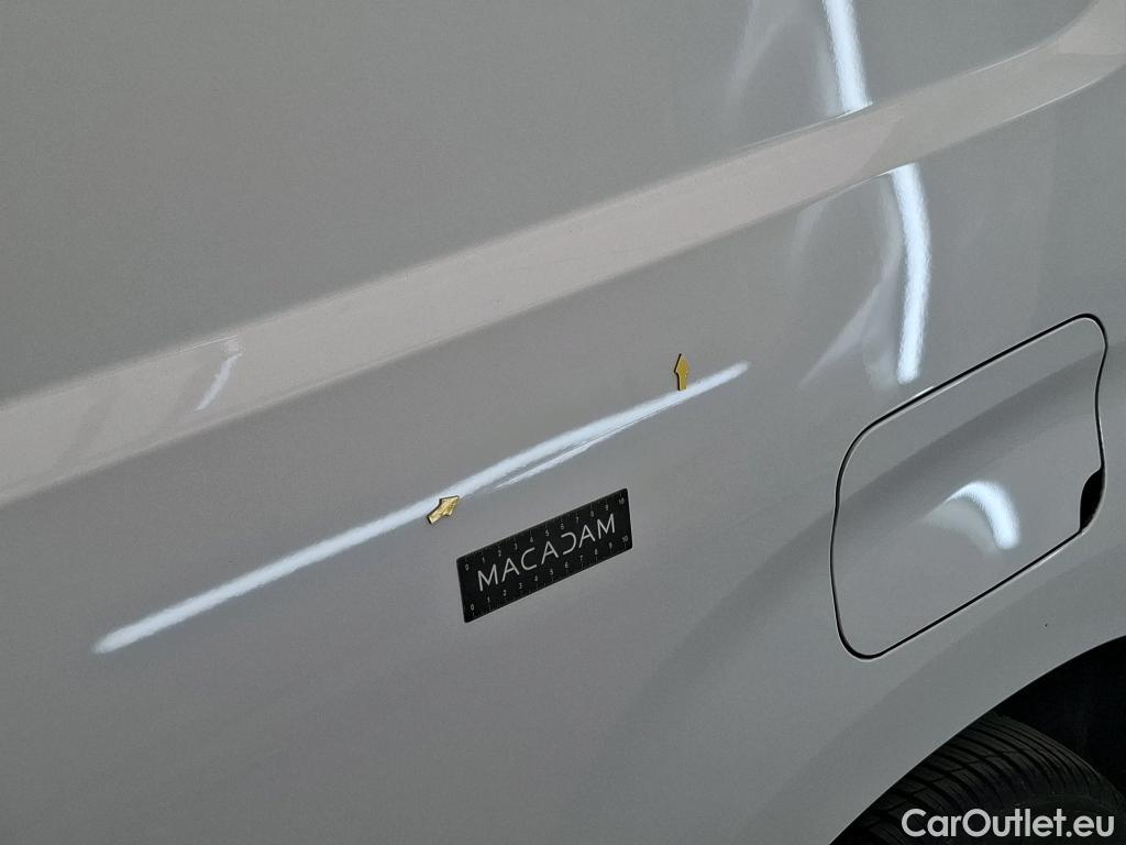  Citroen  Berlingo CITROEN  Van / 2018 / 4P / Fourgonnette Taille M 650kg BlueHDi 130 S&S EAT8 #11