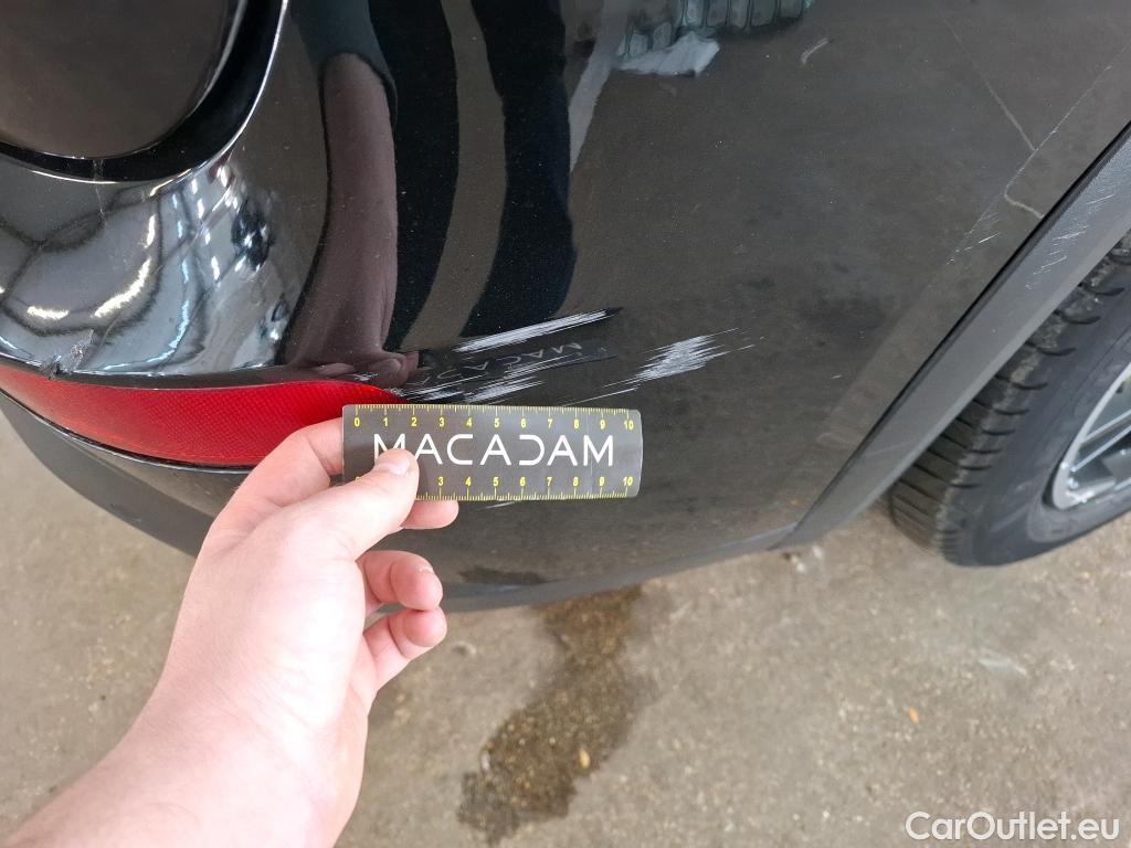  DS  DS7 DS DS 7 Crossback / 2017 / 5P / SUV E-TENSE 4x4 300 PERFORMANCE Line #32