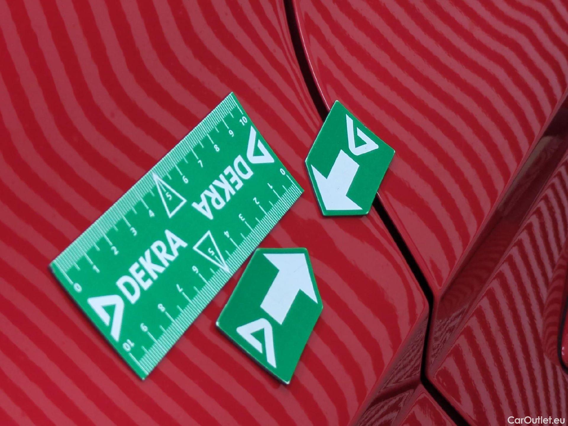  Hyundai  Tucson  / 2020 / 5P / SUV 1.6 T-GDI 150 iBVM HYBRID 48V CREATIVE #13