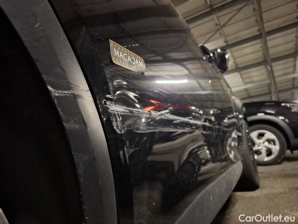  DS  DS7 DS DS 7 Crossback / 2017 / 5P / SUV E-TENSE 4x4 300 PERFORMANCE Line #19