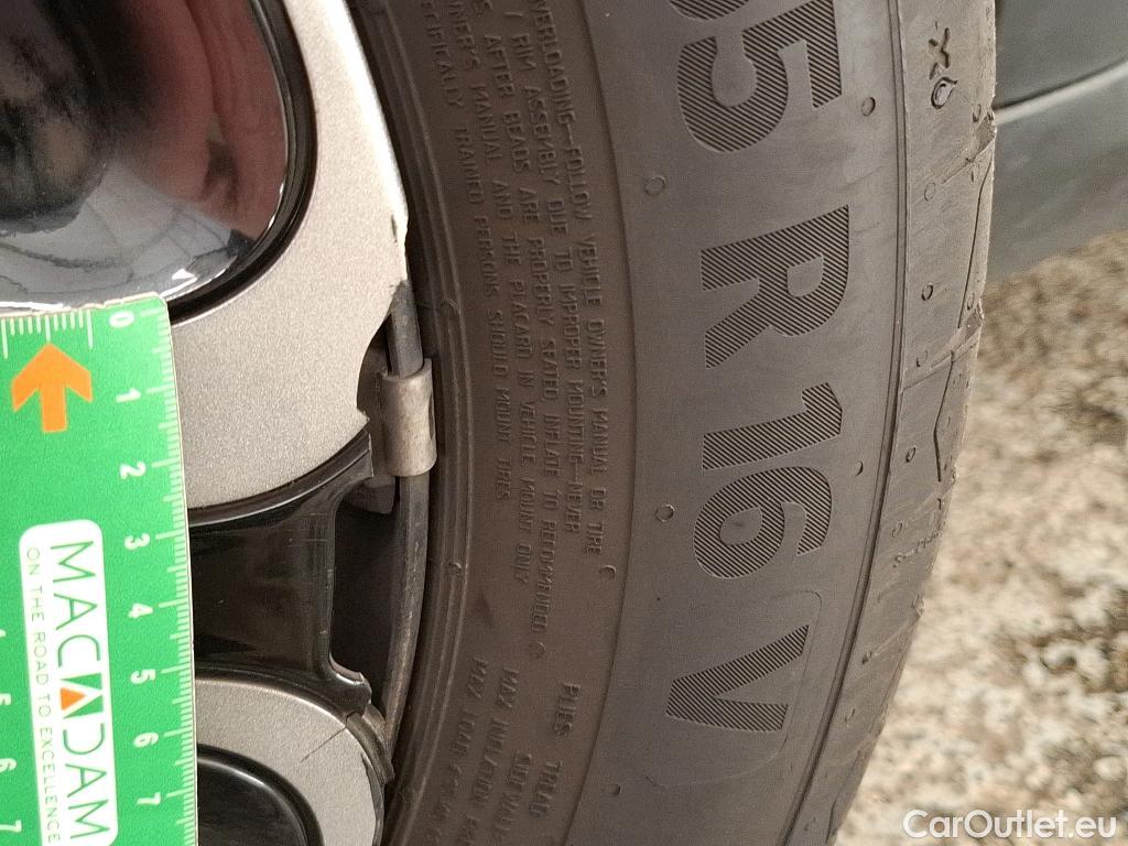  Citroen  C3  Shine Business 1.6 BlueHDi 75CV BVM5 E6 #13