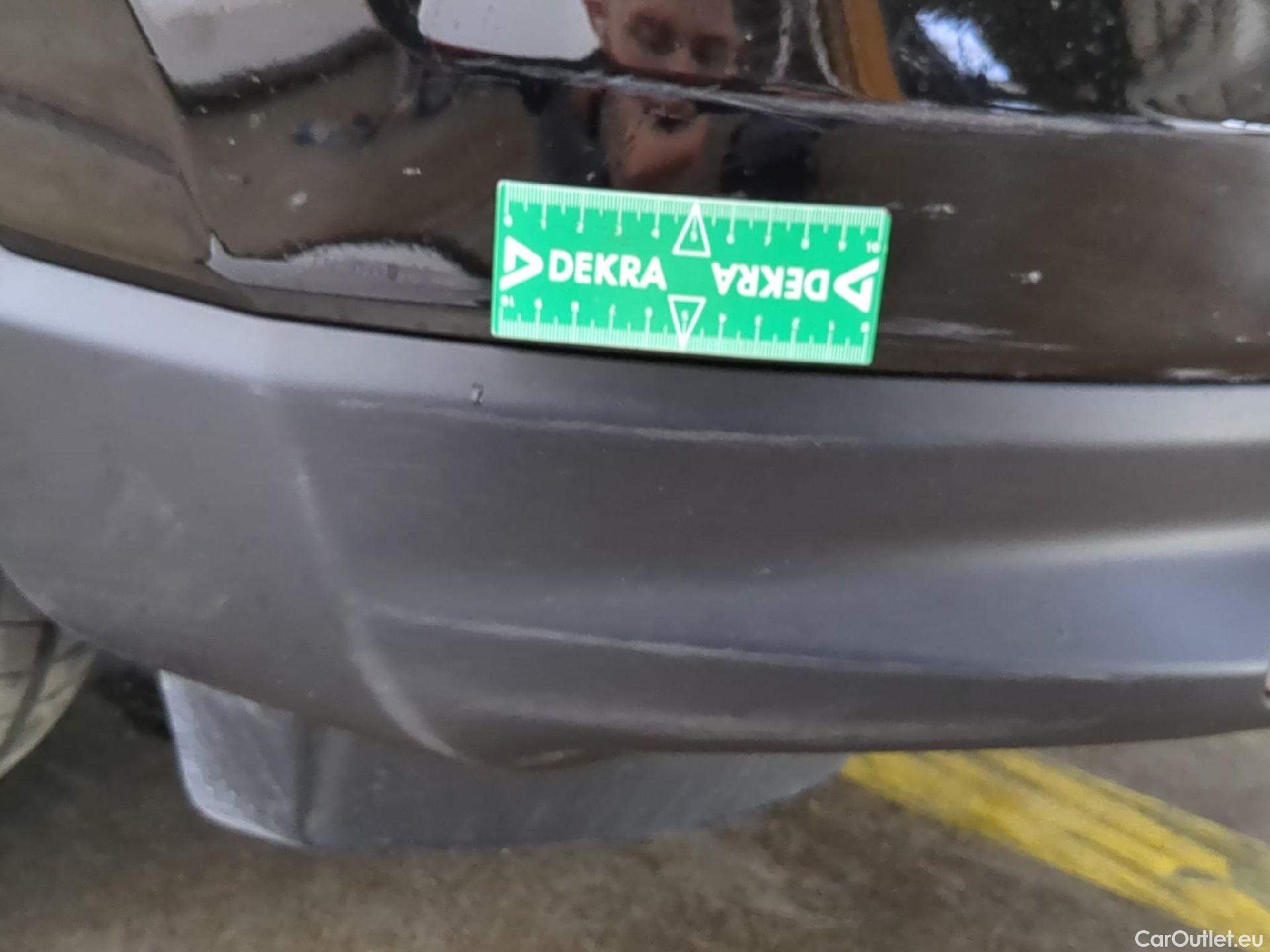  Jeep  Compass JEEP  / 2021 / 5P / SUV 1.3 TURBO T4 240 4XE LIMITED OPERATION STOCK #14