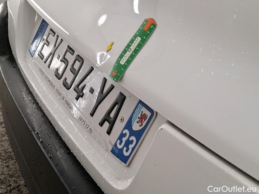  Citroen  C3  Shine Business 1.6 BlueHDi 75CV BVM5 E6 #10