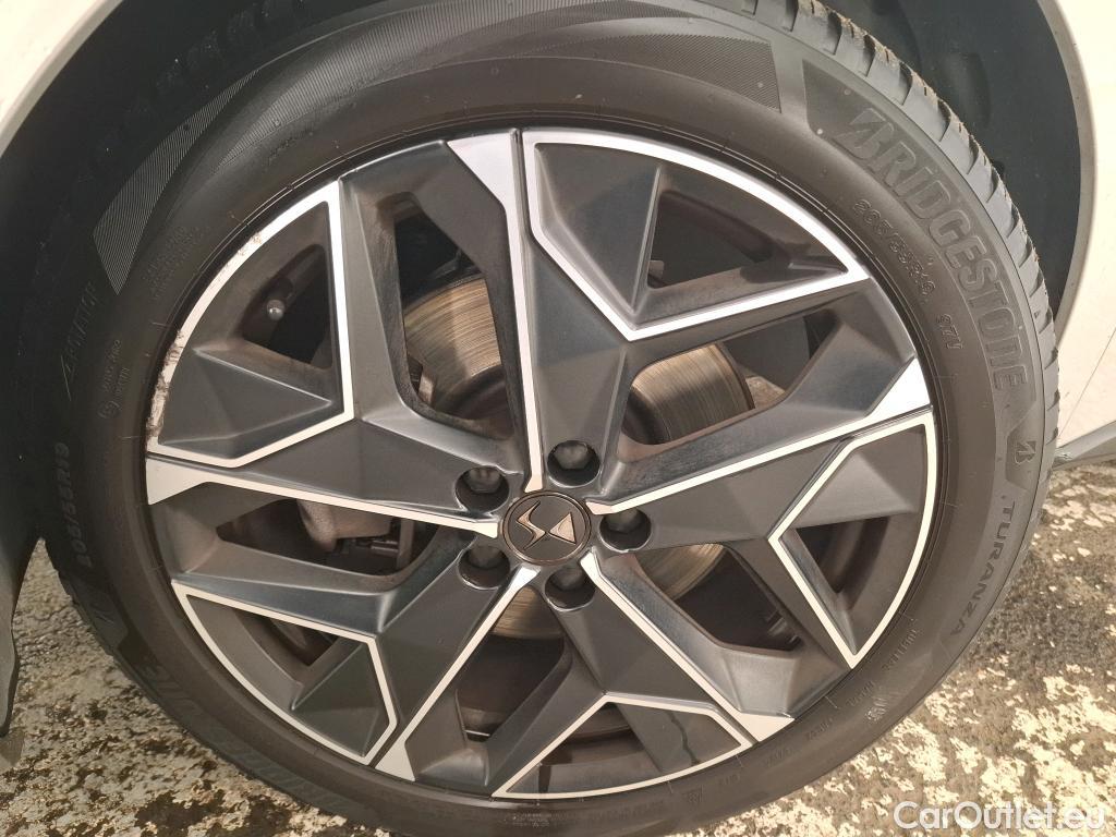  DS  DS4 4 Rivoli 1.6 PureTech 225CV BVA8 E6d #5