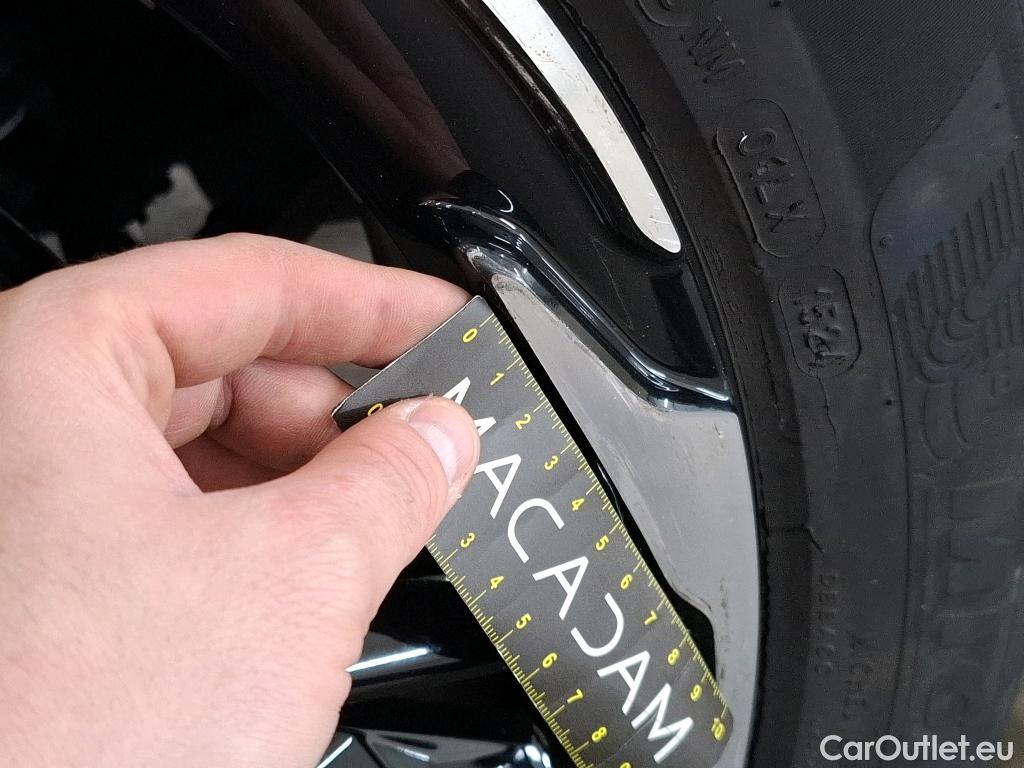  DS  DS7 DS DS 7 Crossback / 2017 / 5P / SUV E-TENSE 4x4 300 PERFORMANCE Line #67