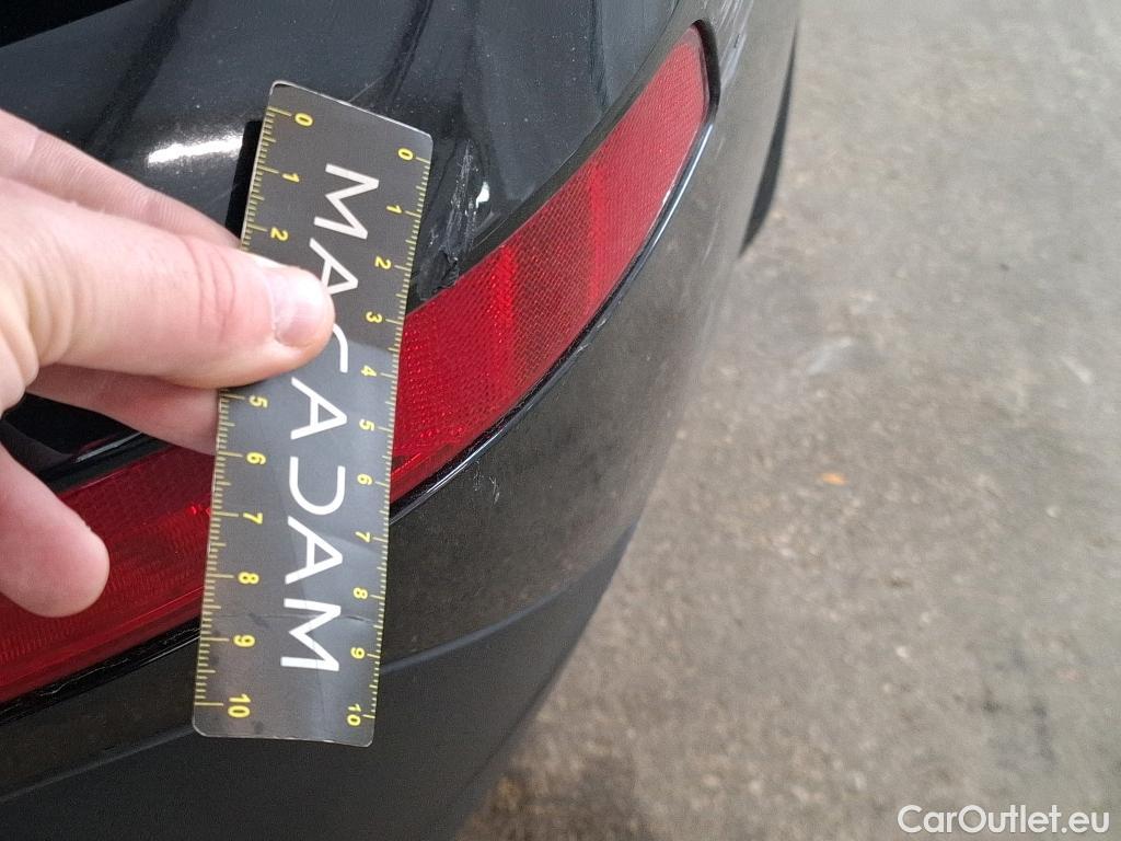  DS  DS7 DS DS 7 Crossback / 2017 / 5P / SUV E-TENSE 4x4 300 PERFORMANCE Line #34