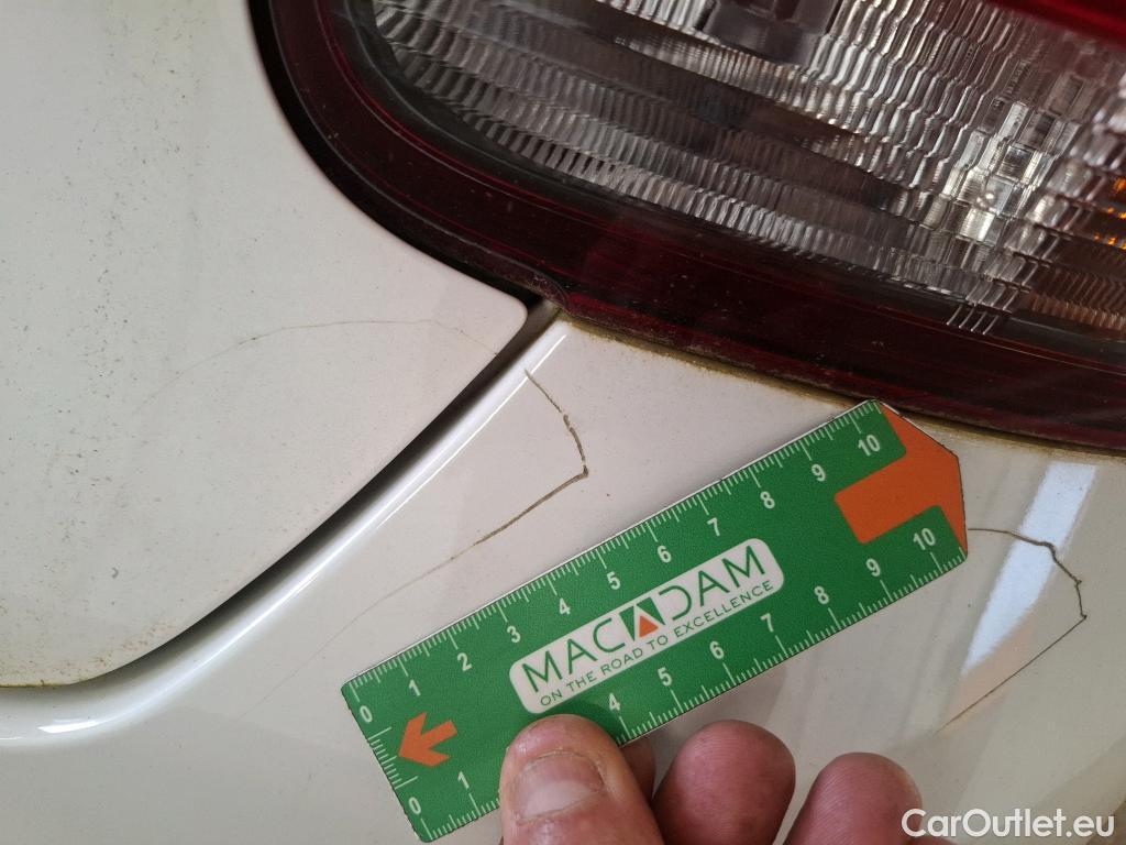  Citroen  C3  Société Feel Nav 1.2 PureTech 80CV BVM5 E6 #2