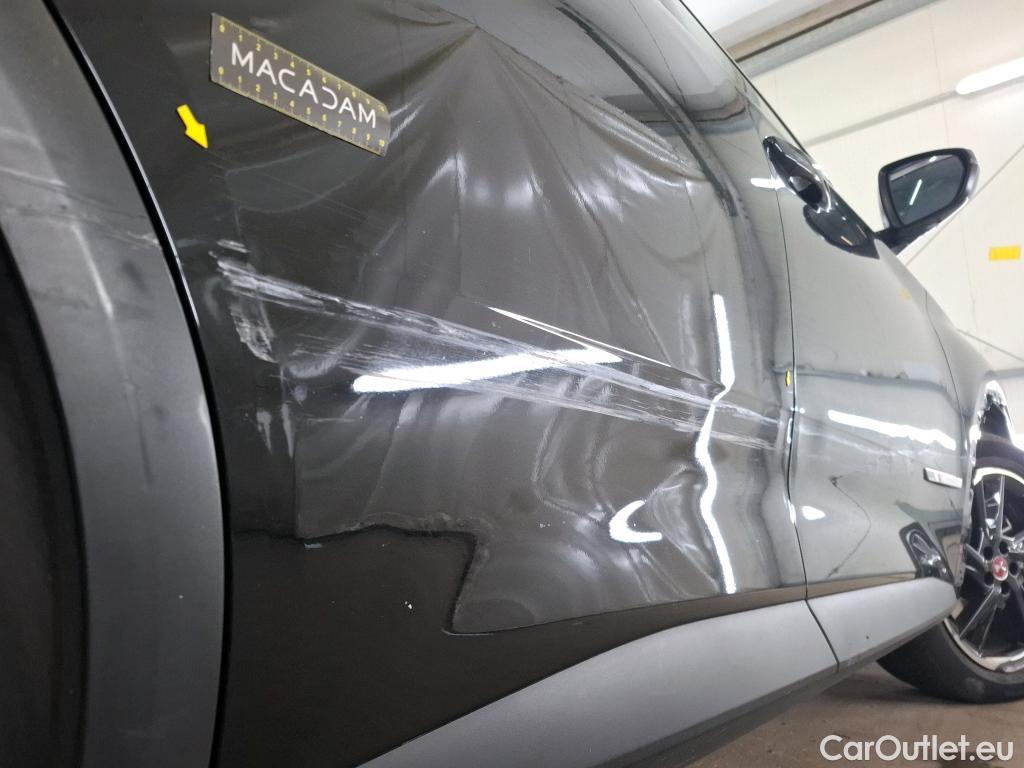  DS  DS7 DS DS 7 Crossback / 2017 / 5P / SUV E-TENSE 4x4 300 PERFORMANCE Line #12