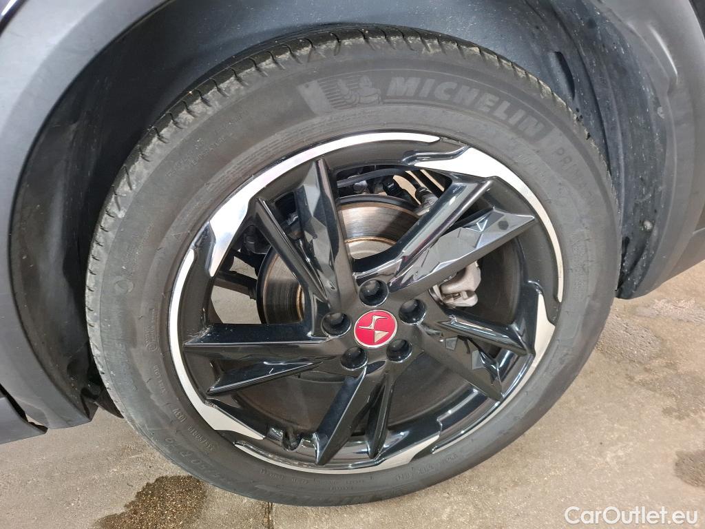  DS  DS7 DS DS 7 Crossback / 2017 / 5P / SUV E-TENSE 4x4 300 PERFORMANCE Line #57