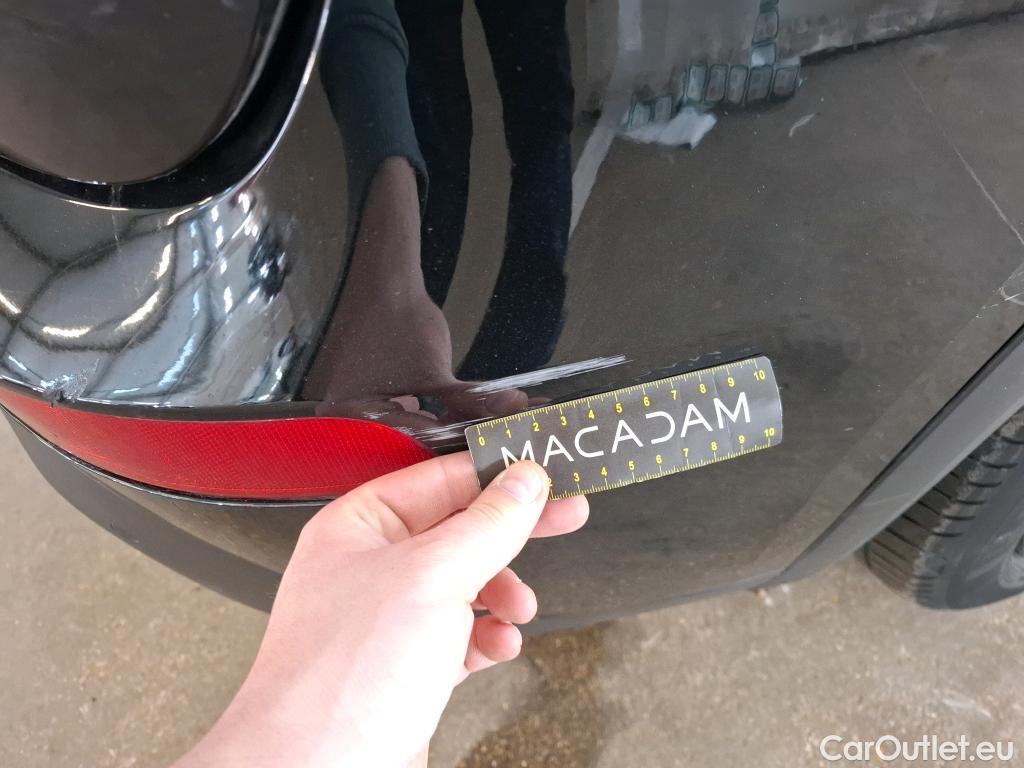  DS  DS7 DS DS 7 Crossback / 2017 / 5P / SUV E-TENSE 4x4 300 PERFORMANCE Line #29