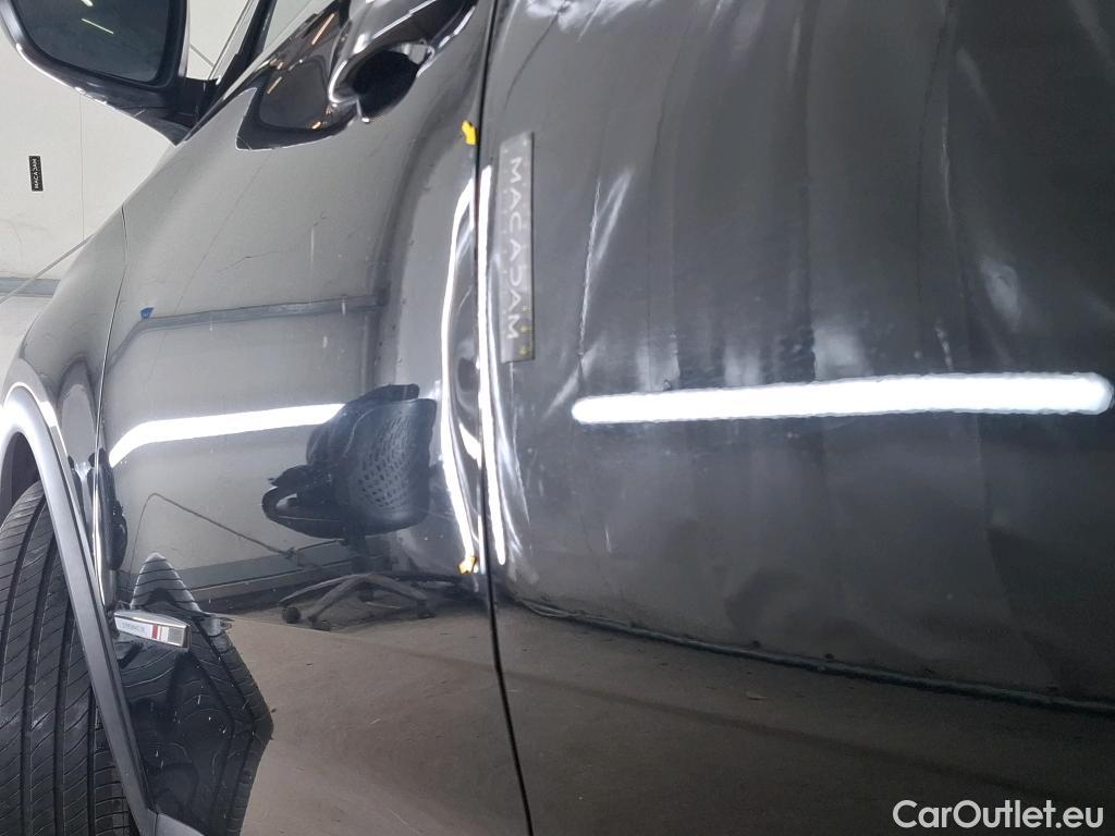  DS  DS7 DS DS 7 Crossback / 2017 / 5P / SUV E-TENSE 4x4 300 PERFORMANCE Line #23